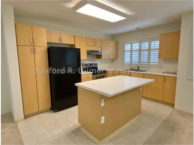 Building Photo - uku3505