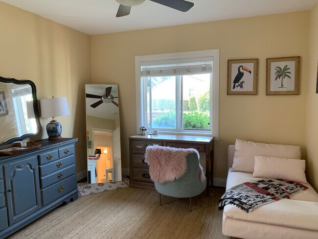 Building Photo - 17565 Bullock St