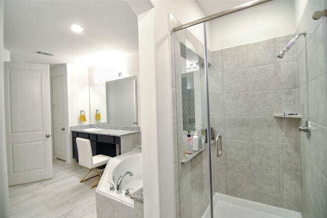 Building Photo - 30107 Alder Run Ln