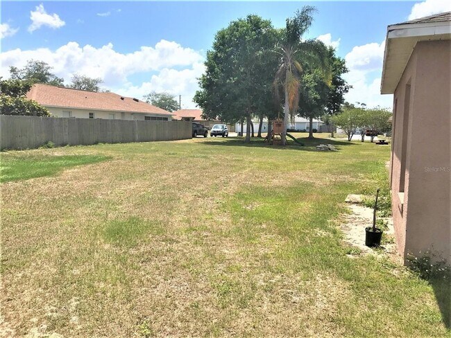 Building Photo - 3480 Hawkin Dr