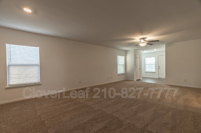 Building Photo - 3870 Trail de Paris