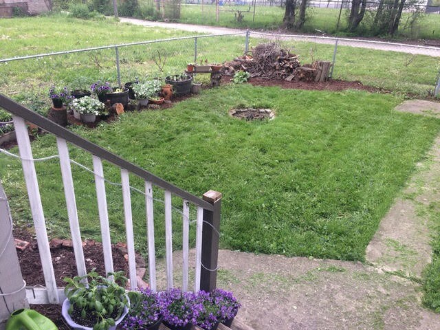 Building Photo - 2014 Wabash St