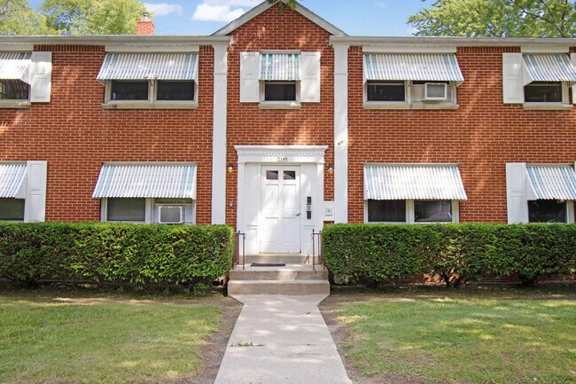 Building Photo - 3140 S 48th St