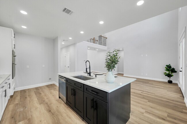 Building Photo - 49 Winterhaven Ln