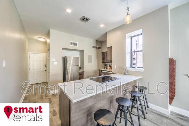 Building Photo - 3627 McRee Ave