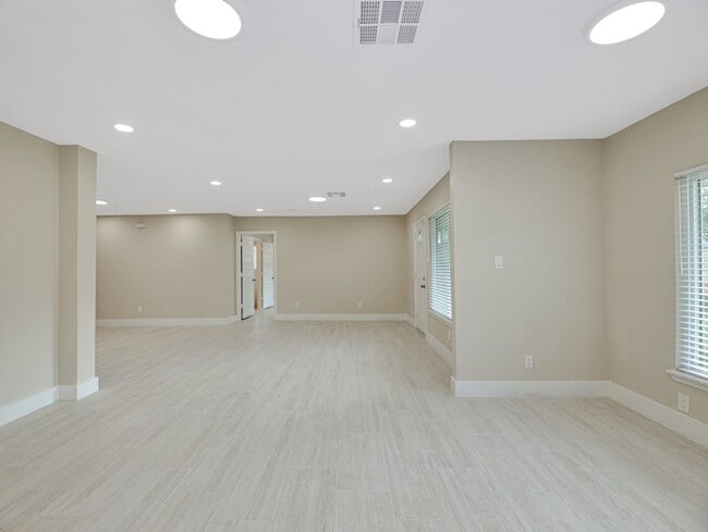 Building Photo - 5306 Windswept Ln