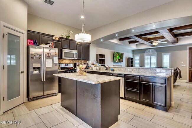 Building Photo - 14677 Rockbridge