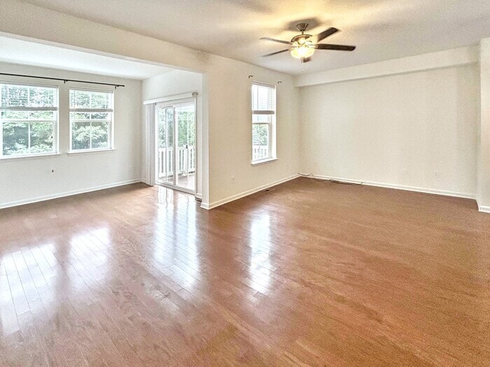 Building Photo - 1310 Teagan Dr