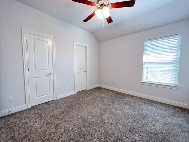 Building Photo - 1417 Trailwood Ter