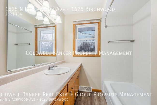 Building Photo - 1625 N Birchwood Ave