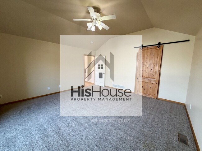 Building Photo - 2318 45th Ave