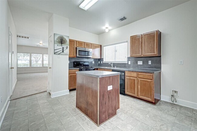 Building Photo - 11920 Princess Garden Way