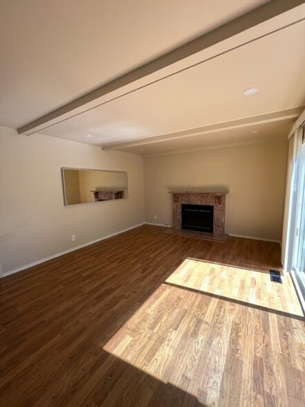 Building Photo - 4486 Barberry Ct