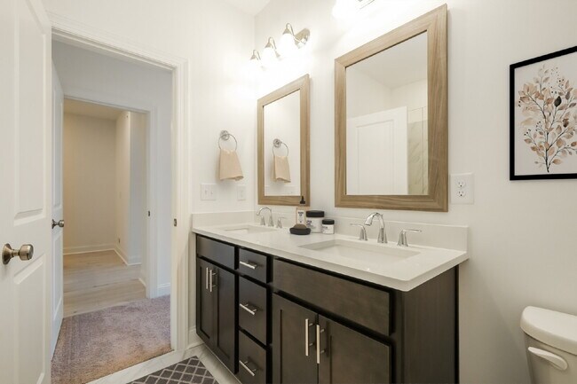 Building Photo - 514 Alice Wy