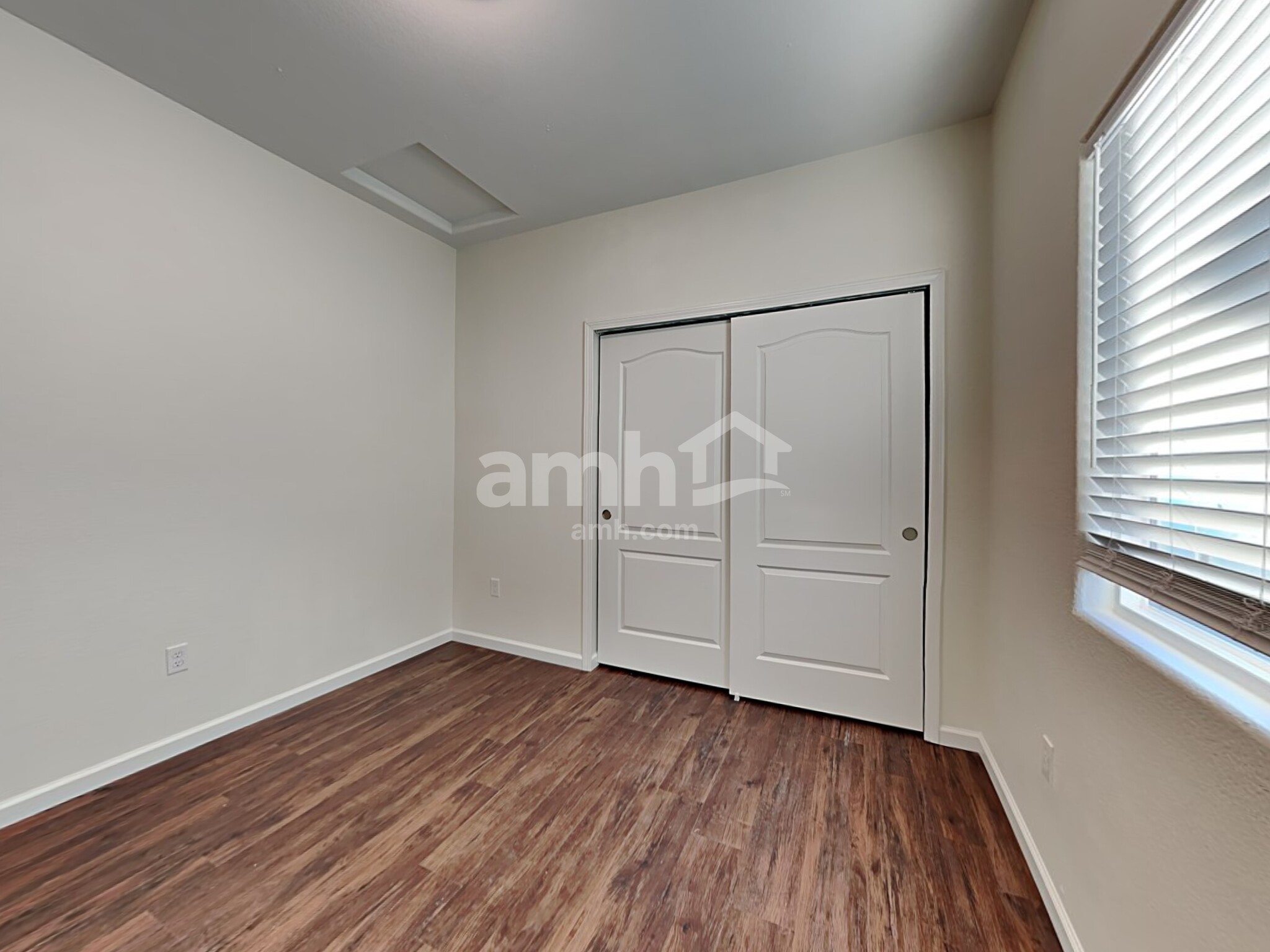 Building Photo - 2095 Pinyon Jay Dr