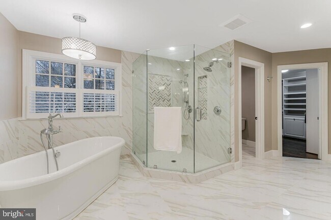 Building Photo - 7814 Crownhurst Ct