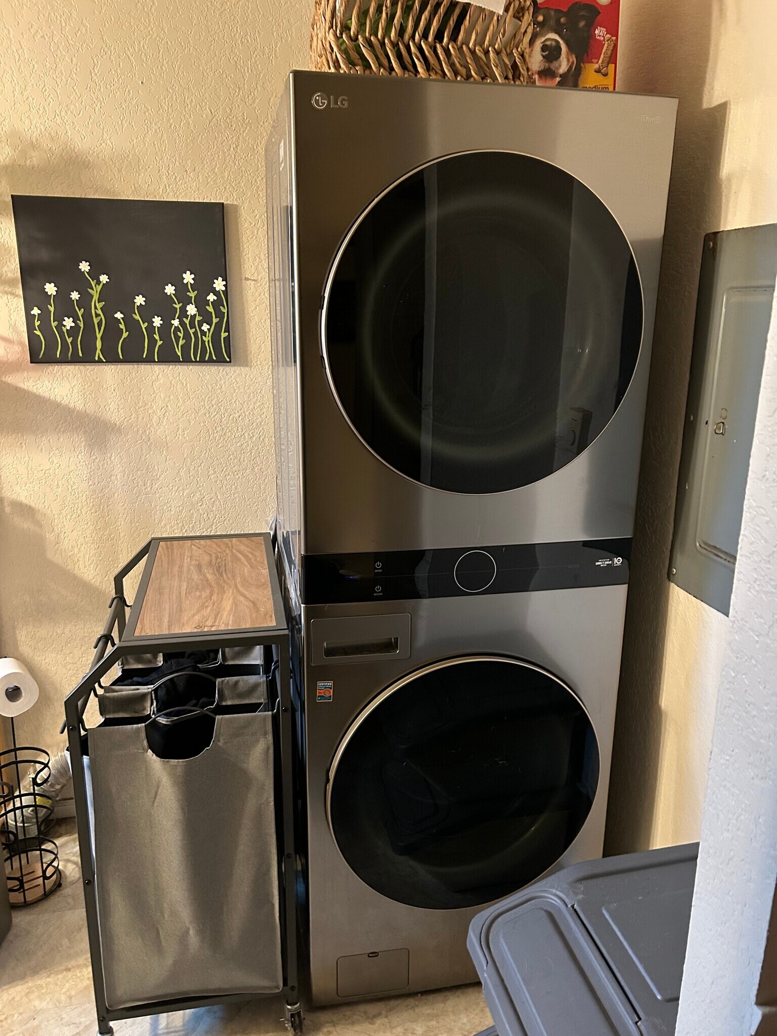 Building Photo - 1017 Oakes Ave