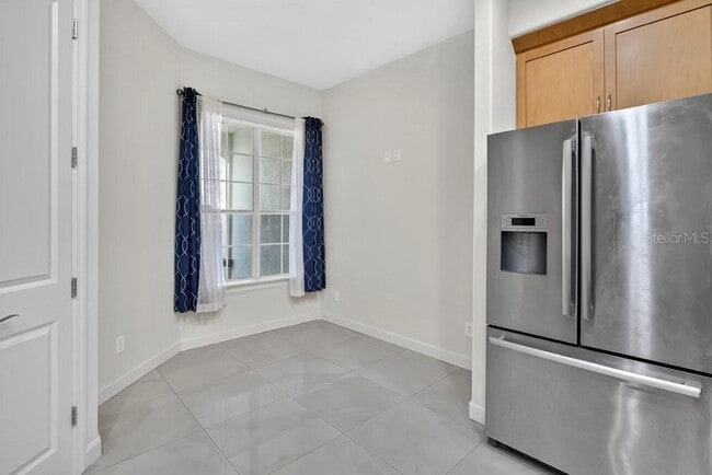 Building Photo - 8233 Tivoli Dr