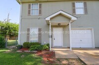 Building Photo - 3 Bed | 1.5 Bath in Central Tulsa! ***Accepts Vouchers***