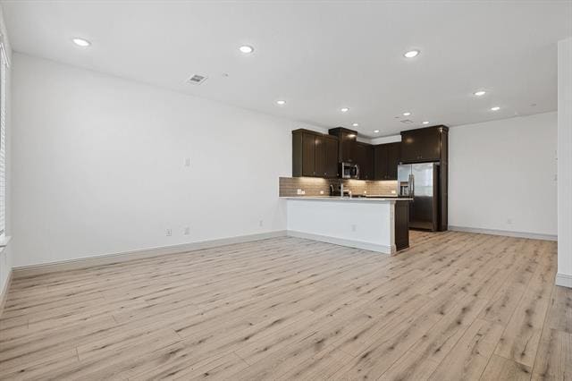 Building Photo - 517 Parkside Dr