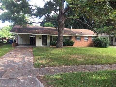 Primary Photo - 834 Natchez St