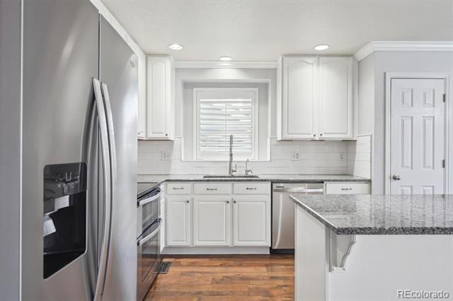 Building Photo - 9695 E 112th Dr