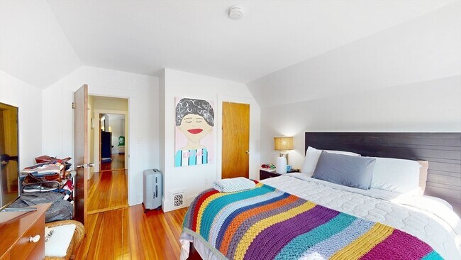 Building Photo - 70 Hudson St