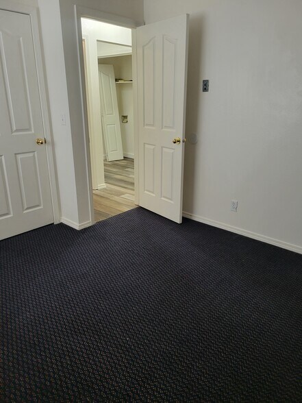 Building Photo - 2120 Stace St