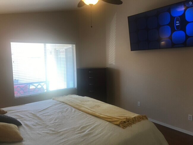 Building Photo - 4753 W Monterey St