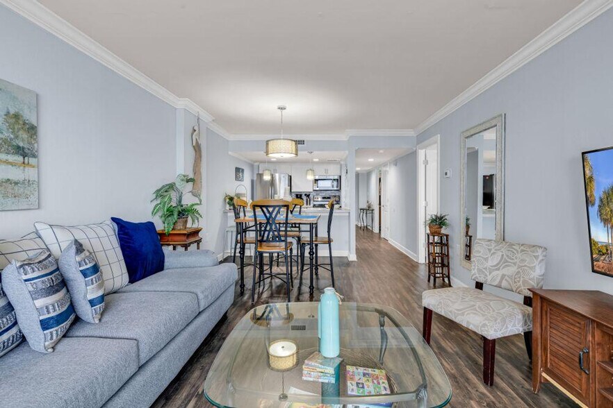 Building Photo - 2001 S Ocean Blvd