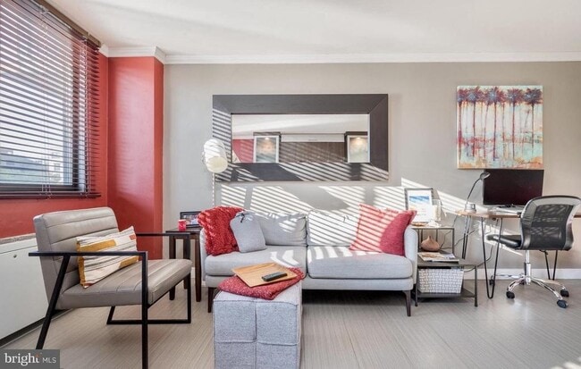 Building Photo - 801 N Pitt St