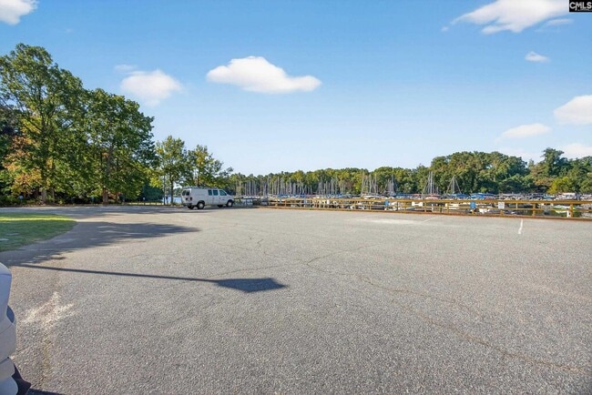Building Photo - 298 Outrigger Ln