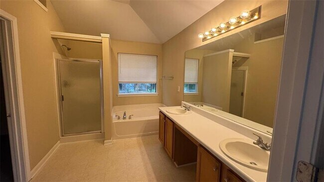 Building Photo - 2537 Howell Farms Way NW