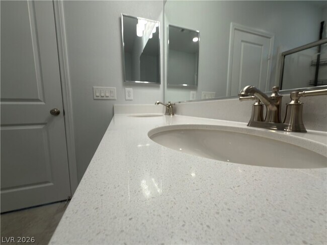 Building Photo - 3618 Tondela Ln