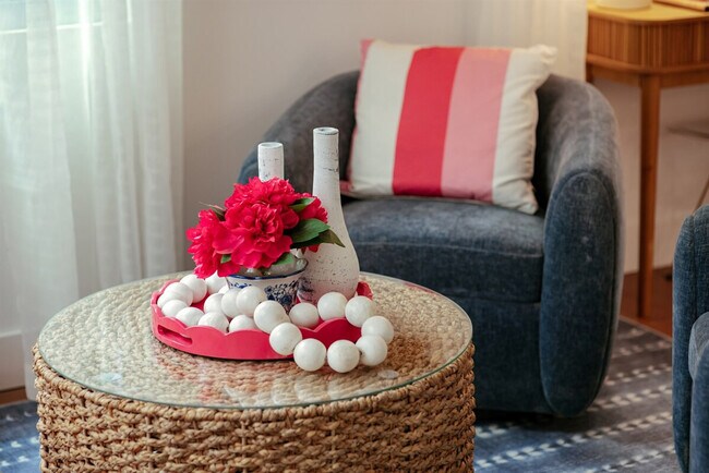 Building Photo - 610 38th St