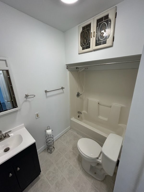 Building Photo - 301 Main St