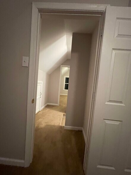 3rd bedroom (upstairs ) - 9224 Robin Rd