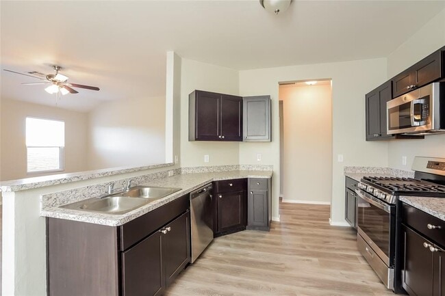 Building Photo - 5713 Gadwall Rd