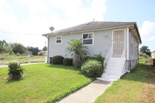 Building Photo - 3014 Metropolitan St