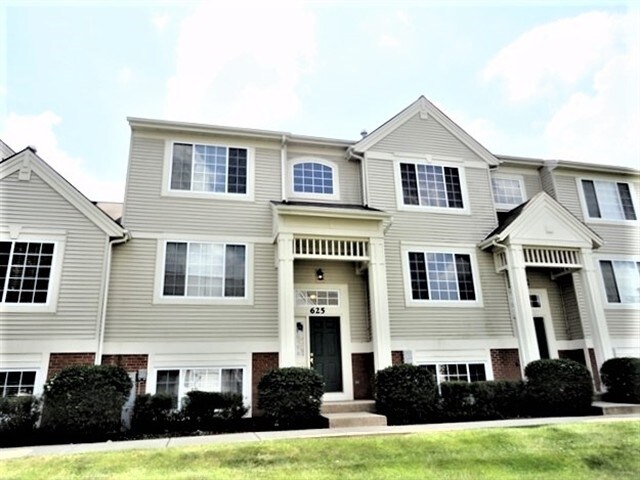 Primary Photo - 625 Cary Woods Cir