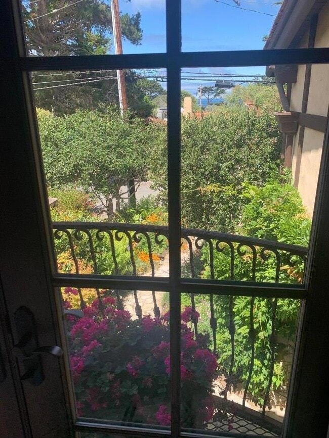 Building Photo - 0 Carmelo St