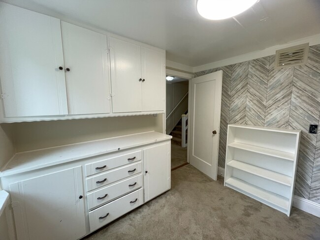 Building Photo - 2717 34th Ave