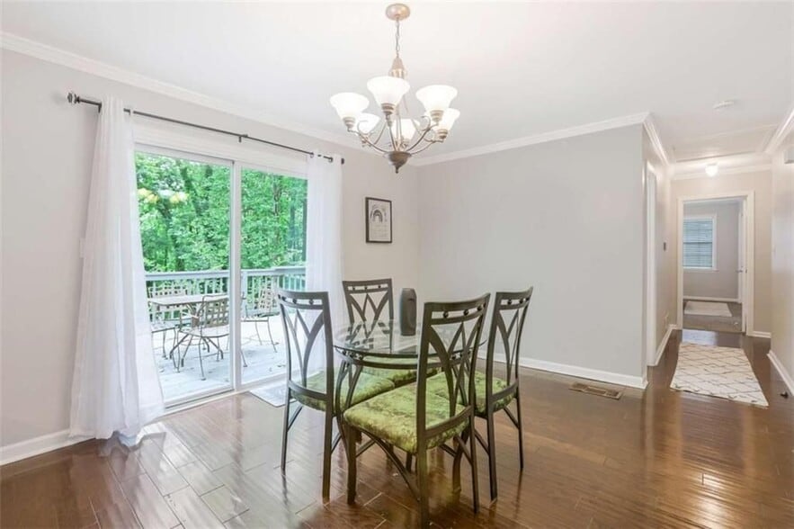 Building Photo - 3211 Flamingo Dr