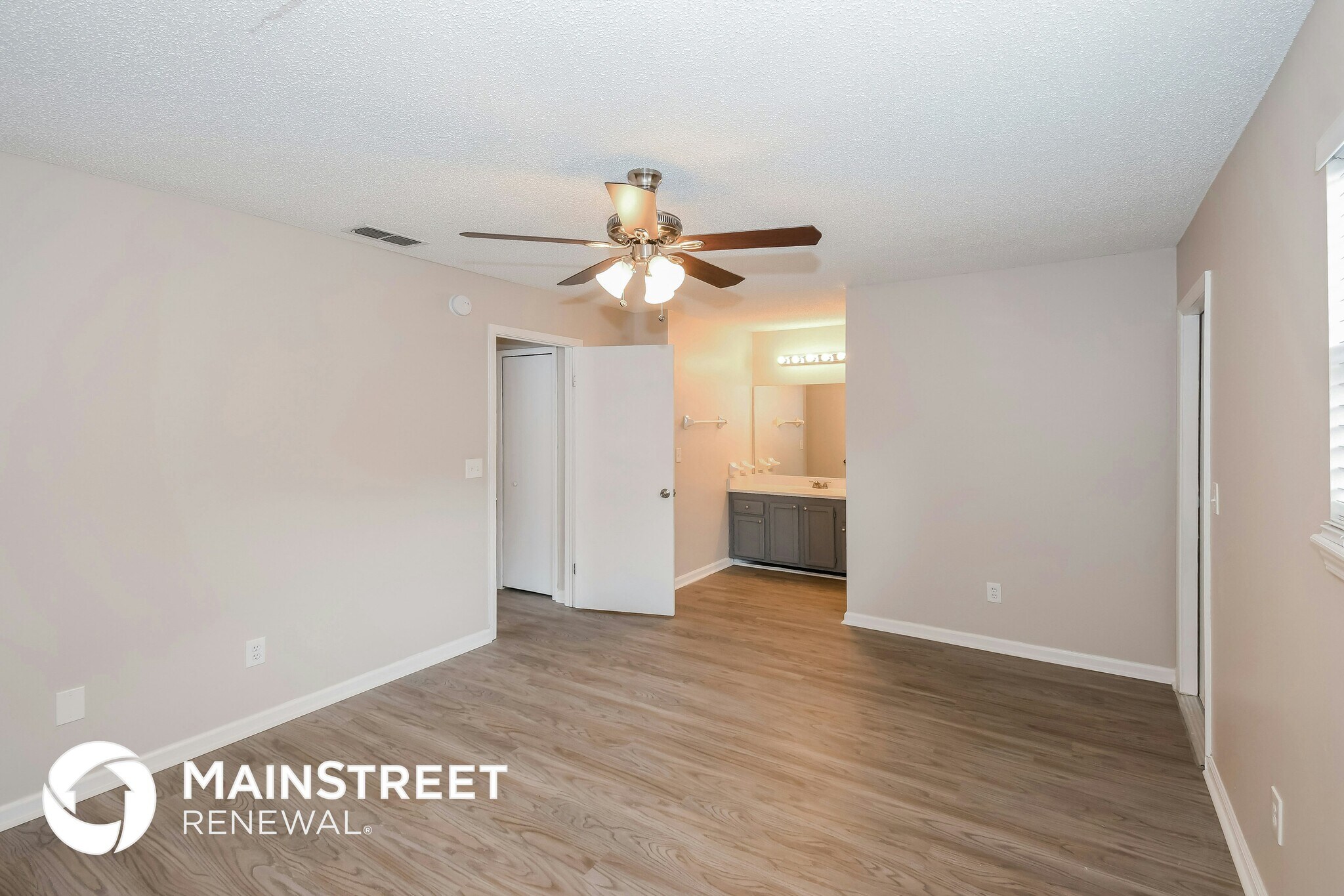Building Photo - 5123 Somerton Ct