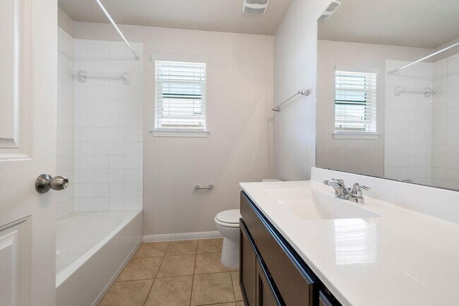 Building Photo - 711 Katmai Cir
