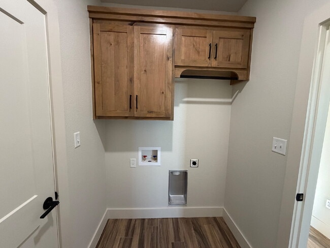 Building Photo - MOVE IN SPECIAL!! - Brand New Spacious 4-bedroom, 2-bathroom Wolfforth Haven