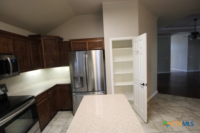 Building Photo - 603 Mustang Trail