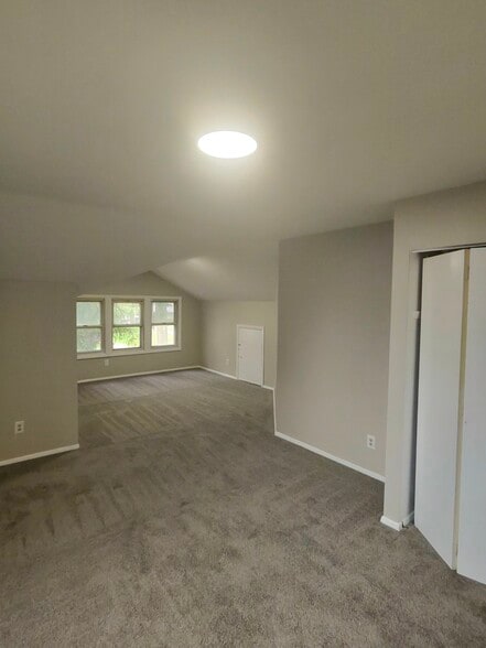 Bedroom 3 - 4477 Martin Luther King Jr Blvd
