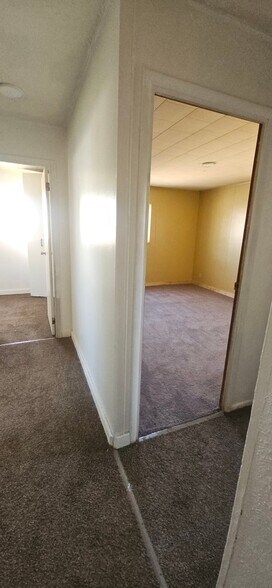 Building Photo - 72 Brothers Ln