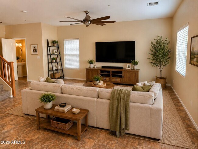 Building Photo - 8773 W Dahlia Dr